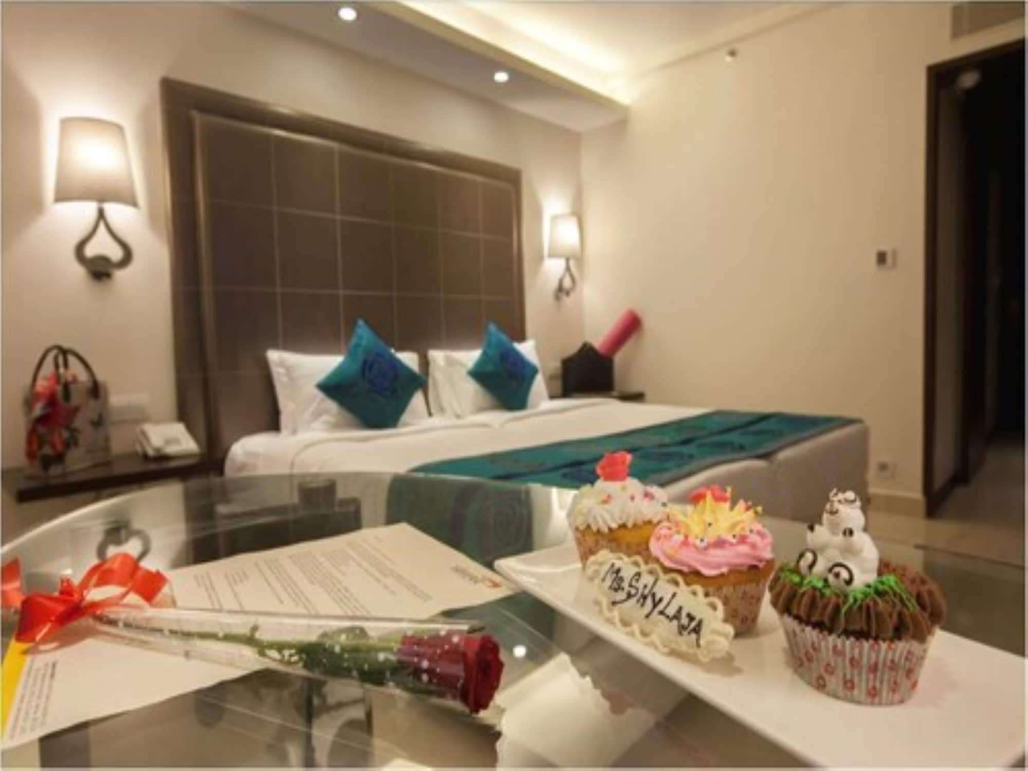 Savera Hotel Chennai Exterior photo