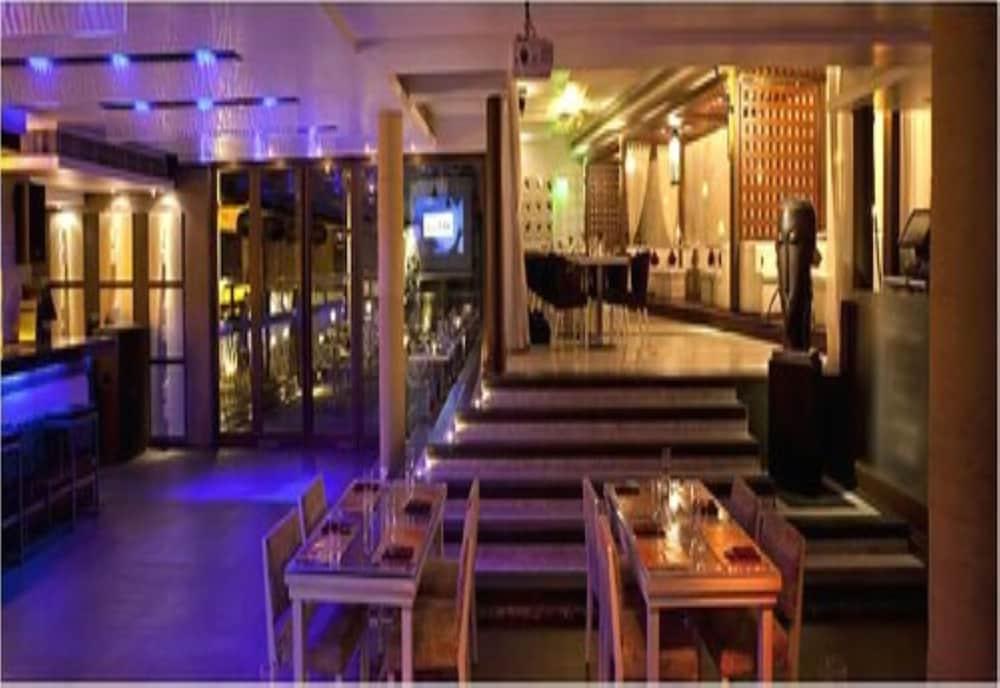 Savera Hotel Chennai Exterior photo