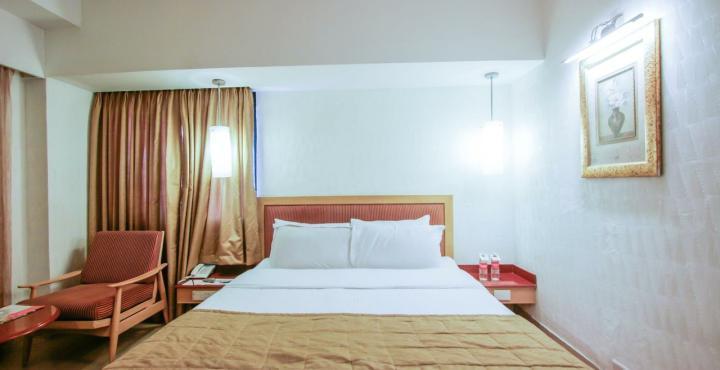 Savera Hotel Chennai Exterior photo
