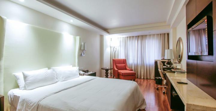 Savera Hotel Chennai Exterior photo