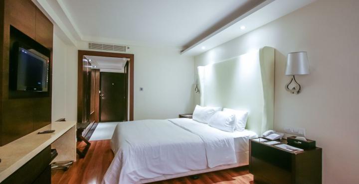 Savera Hotel Chennai Exterior photo