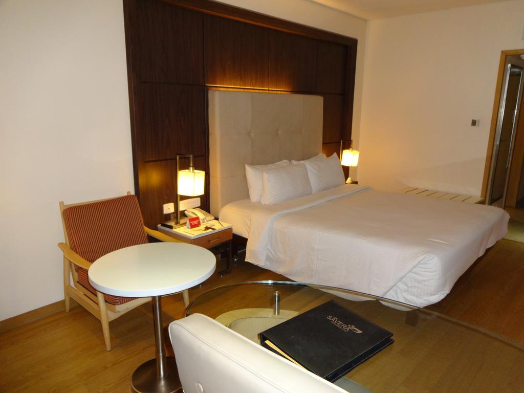 Savera Hotel Chennai Room photo